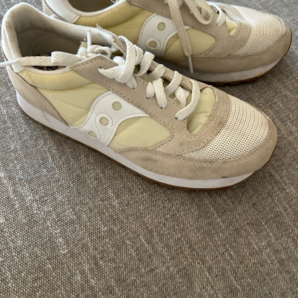 Saucony shoes in great shape